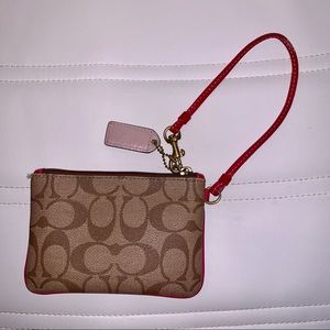 Coach Bags - Coach Wristlet w. Pink Accents Coach Bags - Coach Wristlet w. Pink Accents